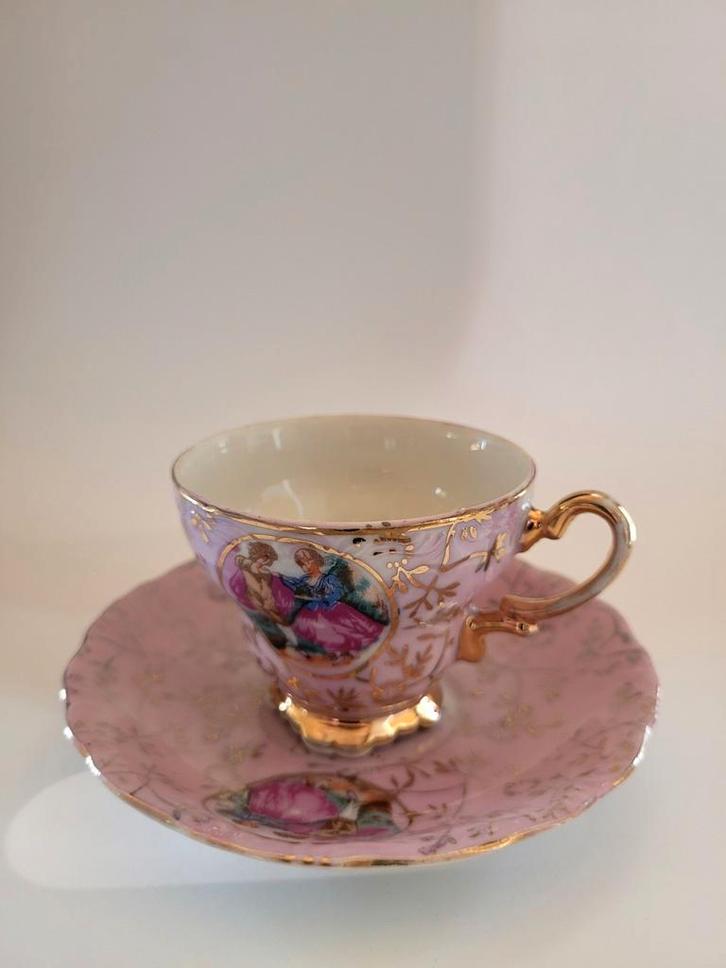Vintage Versailles kop en schotel – porselein, roze met goud, Verzamelen, Porselein, Kristal en Bestek, Gebruikt, Kop en/of schotel