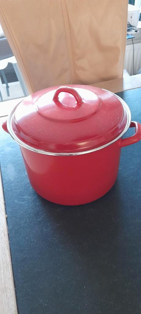 Rode Emaille Kookpan met Deksel, Huis en Inrichting, Keuken | Potten en Pannen, Gebruikt, Kookpan of Snelkookpan, Overige materialen