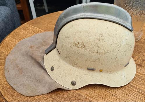 Oude BRANDWEERHELM ca.1950, Verzamelen, Militaria | Algemeen, Overige soorten, Helm of Baret, Nederland, Ophalen of Verzenden