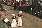 956667	Volendam	Jr 60 70	Nette oude kaart onbeschreven, Ophalen of Verzenden, 1960 tot 1980, Ongelopen, Noord-Holland