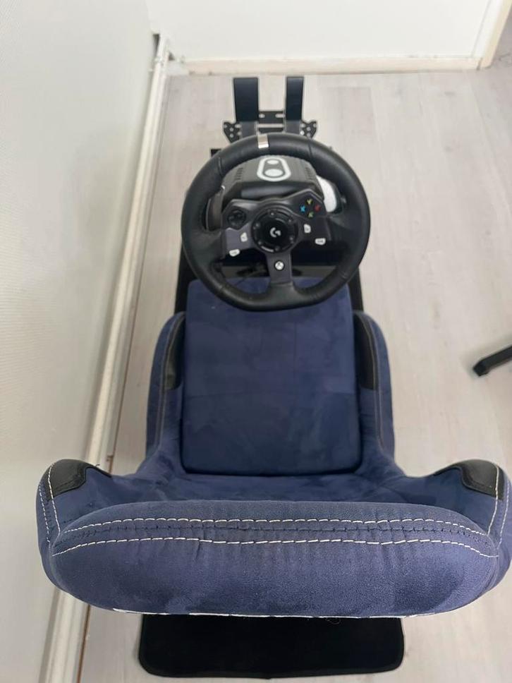Playseat Race Sim met Fanatec Pedalen - Zeer nette staat, Spelcomputers en Games, Games | Overige, Zo goed als nieuw, Racen en Vliegen