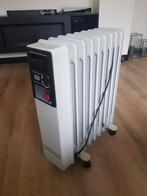 RD oliegevulde radiatorkachel 2000 Watt, Doe-het-zelf en Verbouw, Ophalen, 30 tot 80 cm, Gebruikt, Radiator