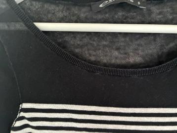 Expresso fijn dun truitje beschikbaar voor biedingen