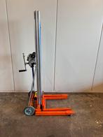 Sumner 2210 montagelift / materiaallift / kanaallift /lifter, Doe-het-zelf en Verbouw, Lieren en Takels, Ophalen, Gebruikt, .