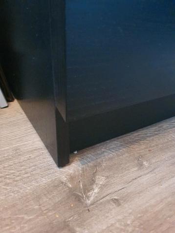 Te koop, bureau malm Ikea, 140x65 , NIEUWSTAAT!!! - afbeelding 10