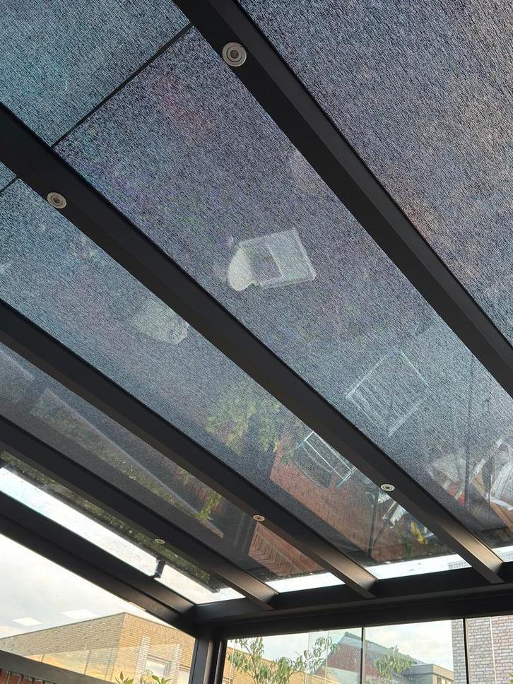Automatische overkapping, zonwering, Tuin en Terras, Zonneschermen, Zo goed als nieuw, Elektrisch, Ophalen