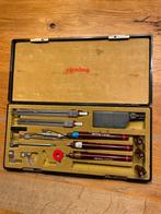 Doos Rotring pennen en passers, Hobby en Vrije tijd, Tekenen, Ophalen of Verzenden, Gebruikt, Potlood of Stift