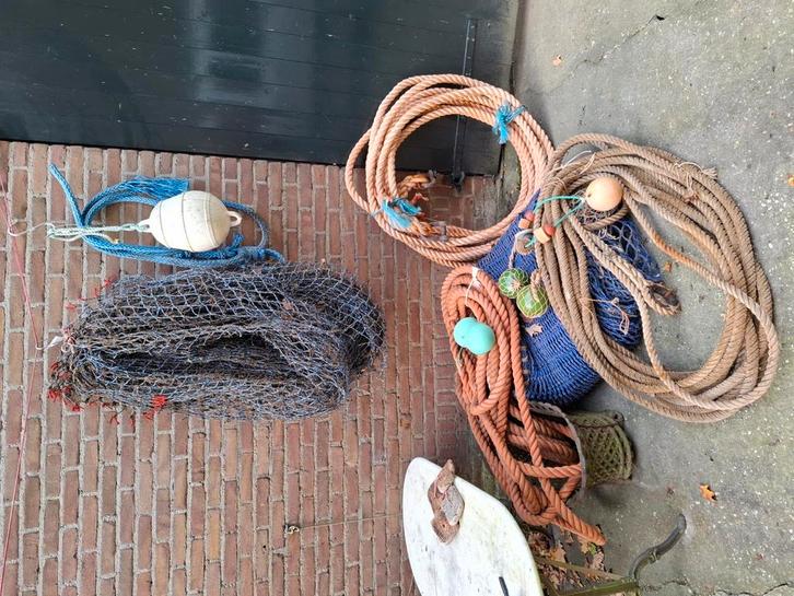 Oude vintage visnetten drijvers touw kurken boeien visnet, Tuin en Terras, Tuinwanddecoratie, Gebruikt, Ophalen of Verzenden