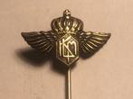 Metalen KLM KON. LUCHTVAART MIJ. Speld (Metaalkleur)., Verzenden, Zo goed als nieuw, Transport, Speldje of Pin