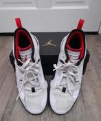 Basketbalschoenen - Nike Jordan - maat 40, Kleding | Dames, Schoenen, Ophalen of Verzenden, Zo goed als nieuw, Zwart, Sneakers of Gympen