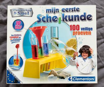 Mijn eerste scheikunde spel beschikbaar voor biedingen