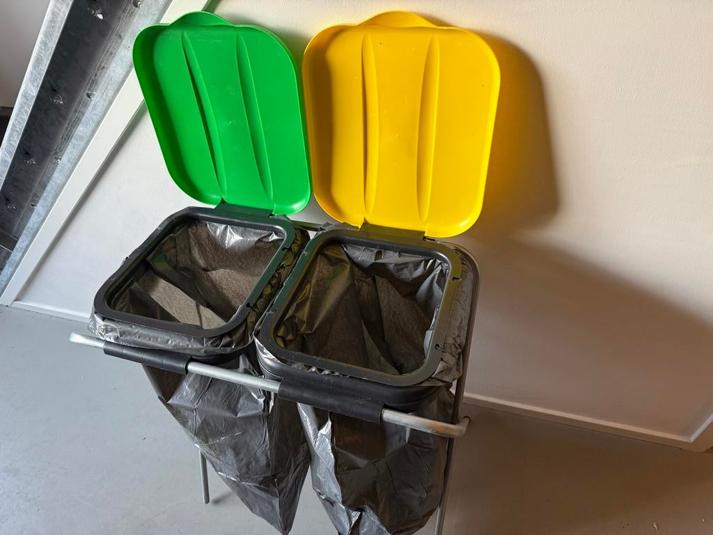 Afvalscheiding prullenbak (2 x 50 liter), Ophalen, Kunststof, Gebruikt, 40 liter of meer