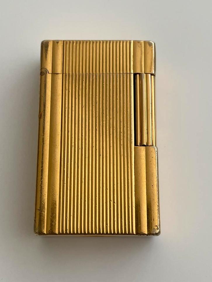 S.T. Dupont Aansteker - Verguld, Verzamelen, Rookartikelen, Aanstekers en Luciferdoosjes, Gebruikt, Aansteker, Ophalen of Verzenden