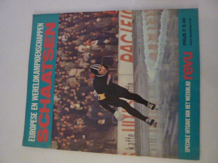 EK en WK Schaatsen - Revu [red. Opzeeland], Boeken, Overige Boeken, Zo goed als nieuw, Verzenden