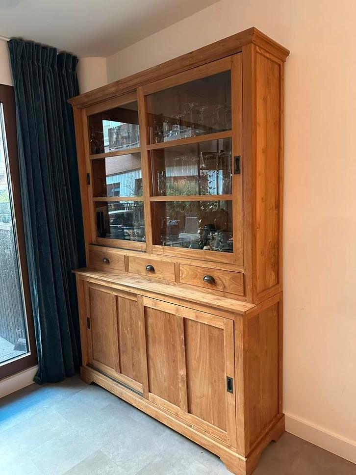 Teak houten buffetkast met glazen deuren, Huis en Inrichting, Kasten | Buffetkasten, Gebruikt, 200 cm of meer, 150 tot 200 cm