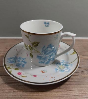 Laura Ashley kop en schotel beschikbaar voor biedingen