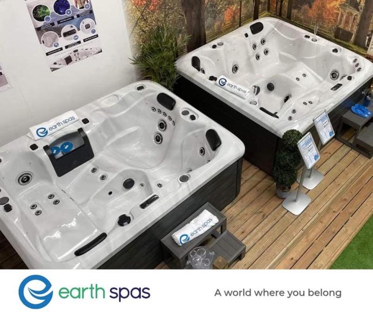 Earth spa “s jacuzzi showroom-sale 2025  🇬🇧  finest!, Tuin en Terras, Bubbelbaden en Hottubs, Nieuw, Vast, Ophalen of Verzenden