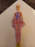 Barbie met kort haar. De paardenstaart ontbreekt., Ophalen of Verzenden, Zo goed als nieuw, Pop
