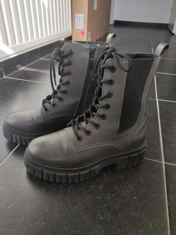 Nieuw dames winterschoenen! beschikbaar voor biedingen