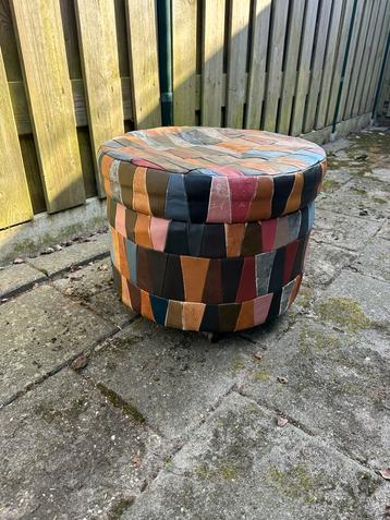 Vintage Patchwork Poef met Opbergruimte beschikbaar voor biedingen