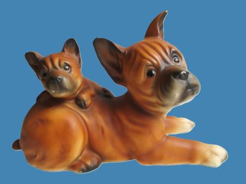 Boxer~Pup~Hond met puppy~Beeldje ca 17 cm, Verzamelen, Beelden en Beeldjes, Gebruikt, Dier, Ophalen of Verzenden