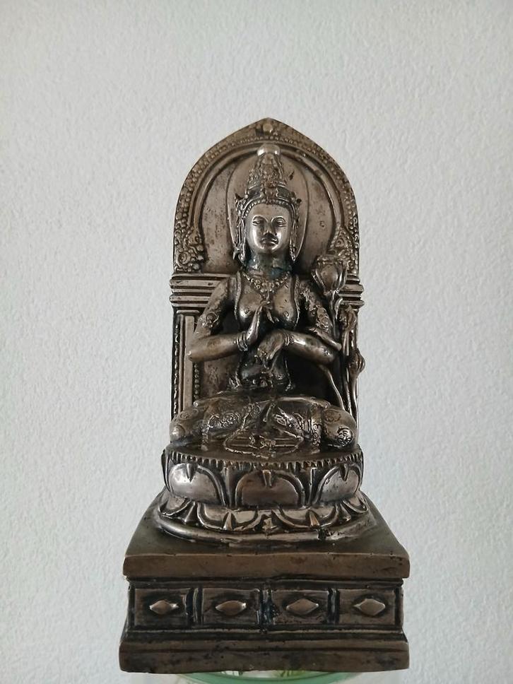 verzilverd beeld Hindoe godin Parvati op troon lotus, Antiek en Kunst, Kunst | Niet-Westerse kunst, Ophalen of Verzenden