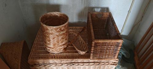 Grote rieten rotan mand en diverse andere rieten spullen, Huis en Inrichting, Woonaccessoires | Schalen en Manden, Zo goed als nieuw