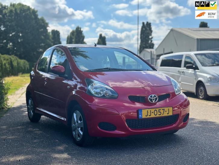Toyota Aygo 1.0-12V Aspiration Green, Auto's, Toyota, Bedrijf, Te koop, Aygo, ABS, Airbags, Airconditioning, Centrale vergrendeling