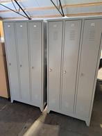 Laatste nieuwe 3-deurs metalen lockerkast met pootjes, Ophalen, Gebruikt, Metalen lockerkasten, 50 tot 100 cm