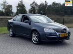Volkswagen Jetta 1.6 Trendline-Airco-Cruise-Nap-APK, Voorwielaandrijving, Gebruikt, 4 cilinders, Handgeschakeld