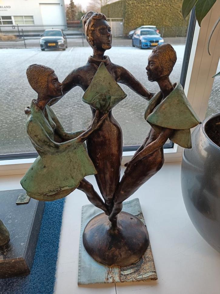 Bronzen beeld van drie vrouwen, Antiek en Kunst, Antiek | Koper en Brons, Brons, Ophalen
