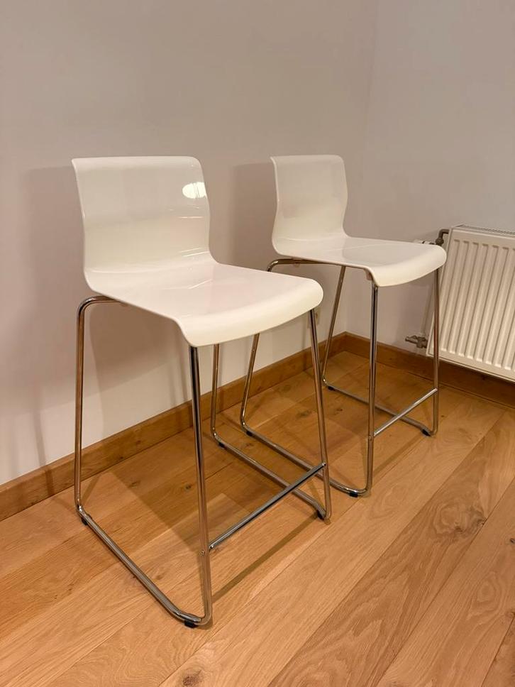 Ikea bar kruk GLENN, Huis en Inrichting, Barkrukken, Zo goed als nieuw, 60 tot 90 cm, Kunststof, 5 krukken of meer, Met voetsteun