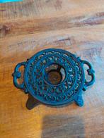 Gietijzeren warmhoudplaatje, Huis en Inrichting, Woonaccessoires | Onderzetters, Ophalen, Zo goed als nieuw, Pot of Pan