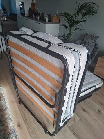 Inklapbed / inklapbaar bed / Logeerbed beschikbaar voor biedingen