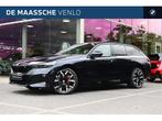 BMW i5 Touring eDrive40 M Sport / Panoramadak / Trekhaak / B, Auto's, BMW, Automaat, Achterwielaandrijving, Zwart, Nieuw