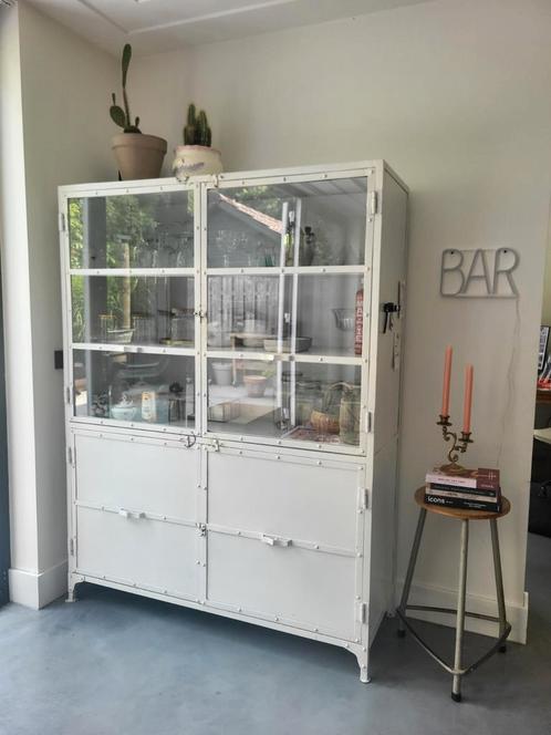 ijzeren vitrinekast buffetkast, Huis en Inrichting, Kasten | Buffetkasten, Gebruikt, 25 tot 50 cm, Ophalen