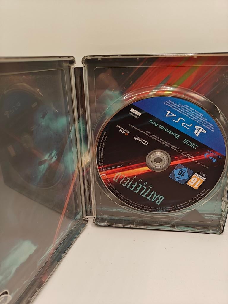 Battlefield 2042 steelcase + game playstation 4, Ophalen of Verzenden