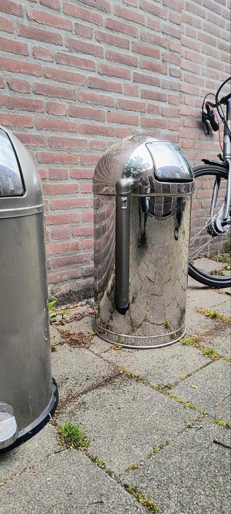 Rubbermaid united receptical afvalbak €25, Huis en Inrichting, Woonaccessoires | Prullenbakken, Zo goed als nieuw, Minder dan 50 cm