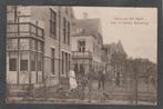 de bilt  soestd. straatweg met huizen en mensen in de tuin, Verzamelen, Ansichtkaarten | Nederland, Verzenden, Voor 1920, Gelopen