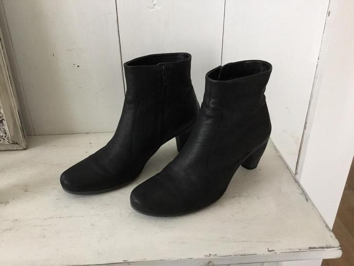 Leuke ecco enkellaarsjes maat 40. Nu bezorgd voor  €0,99, Kleding | Dames, Schoenen, Gedragen, Lage of Enkellaarzen, Zwart, Ophalen of Verzenden