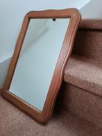 Spiegel hout, Ophalen