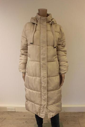 Zeeman beige winterjas maat 36 beschikbaar voor biedingen