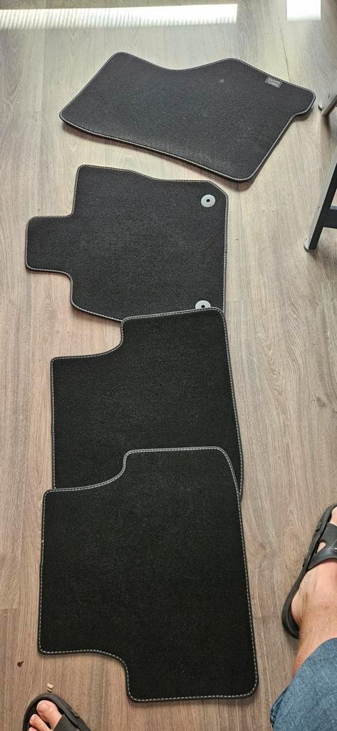 Seat Leon mattenset nieuw 5FB863011M LOE, Auto diversen, Automatten, Nieuw, Ophalen