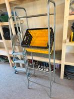 Handige kratten toren voor glas en statiegeld, Ophalen, Gebruikt