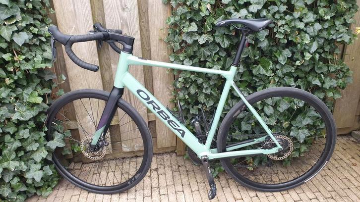 Orbea Gain racefiets - ebike - nieuwstaat, Fietsen en Brommers, Fietsen | Racefietsen, Zo goed als nieuw, Heren, Overige merken