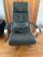 Prominent sta op stoel fauteuil E-100 leer, Huis en Inrichting, Fauteuils, Ophalen, Gebruikt, Leer, 50 tot 75 cm