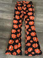 Colourful Rebel flared pants oranje bloem, maat L, Kleding | Dames, Broeken en Pantalons, Ophalen of Verzenden, Zo goed als nieuw