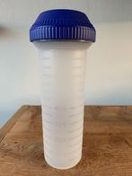 Tupperware grote shaker 700 ml, Ophalen of Verzenden, Zo goed als nieuw, Blauw, Beker of Kan