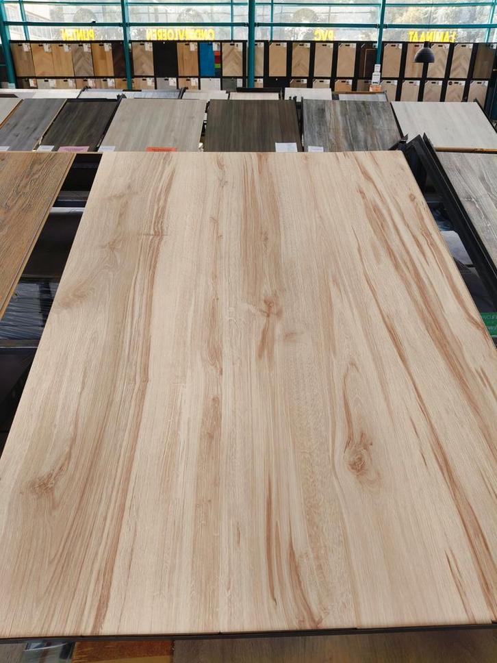 Obi Celtic Oak Nordic comfort Klik laminaat 8,95 / M², Huis en Inrichting, Stoffering | Vloerbedekking, Nieuw, Laminaat, Overige kleuren