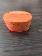 5 Mooie handgemaakte Mini Figuurtjes in houten doosje, Ophalen, Gebruikt